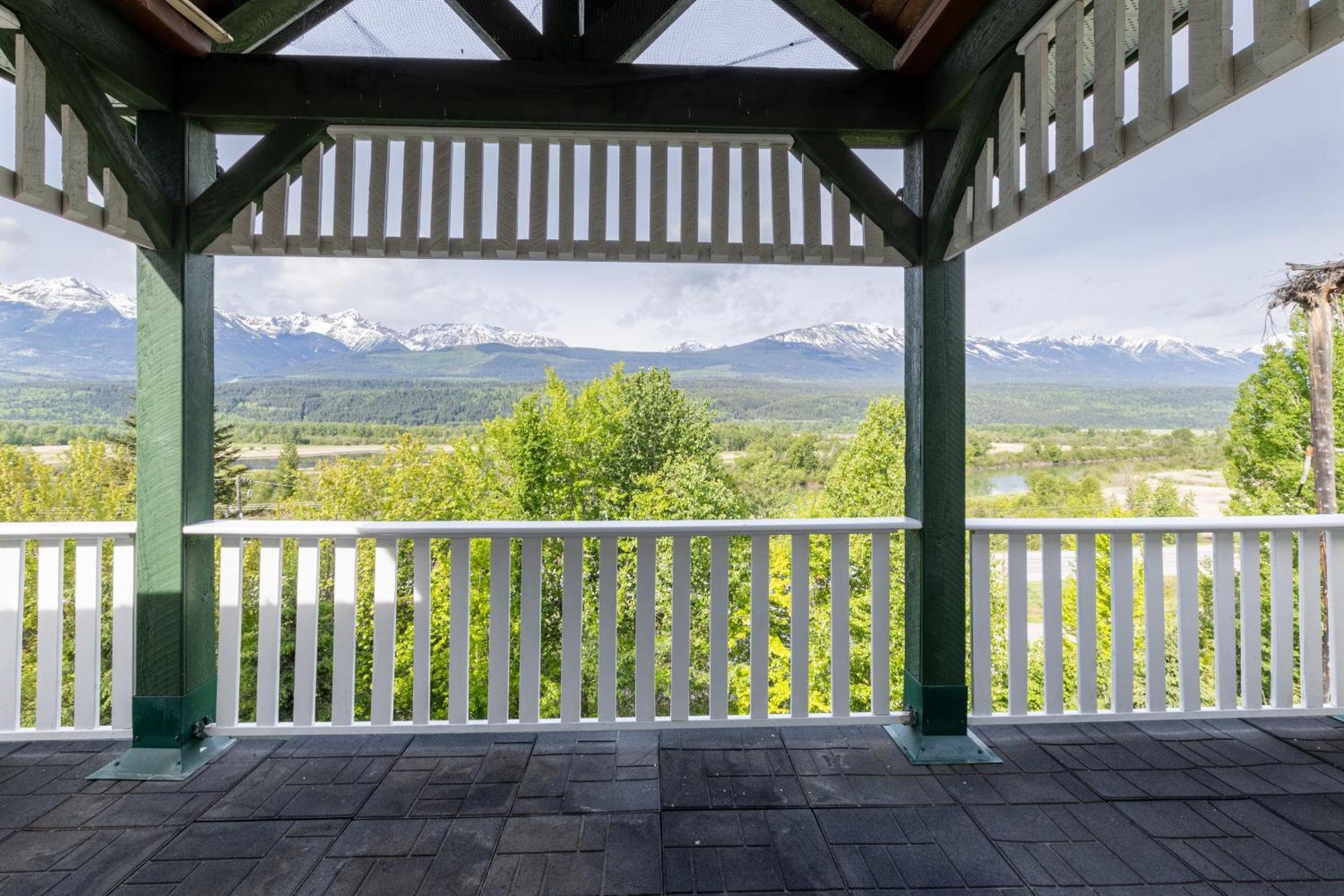 2Mins To Town, Ac & Sauna, Self Check-In, Full Kitchen, Free Laundry & Parking, Family Pet Friendly, Comfortably Sleeps Up To 10 Golden Exterior foto